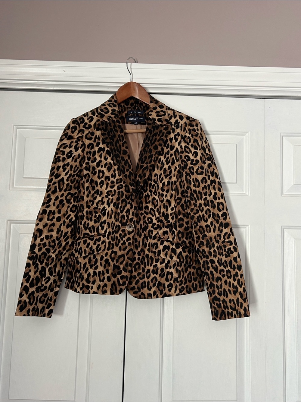 Leopard Print Tailored Blazer - Women